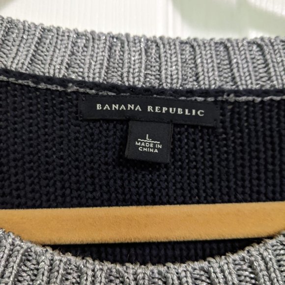 Banana Republic Navy with Silver Trim Sweater Size Large 12-14 - Picture 3 of 4